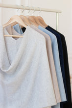 Load image into Gallery viewer, L&#39;emi 70% Wool - 30% Cashmere Shawl
